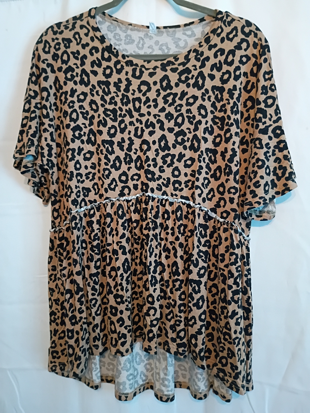 Women's Leopard Print Ruffle-Hem Top Tan & Black Size XL Brand Not Known